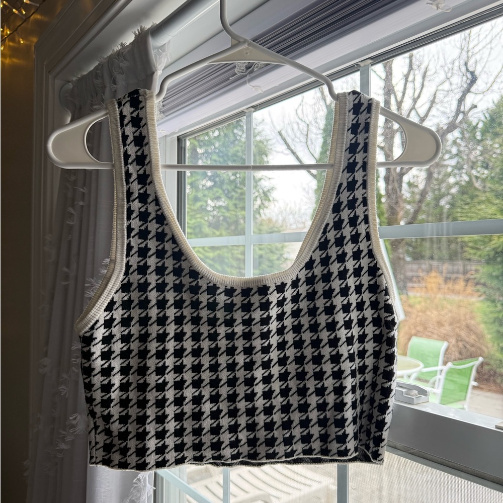 Houndstooth Black and White Women's Top